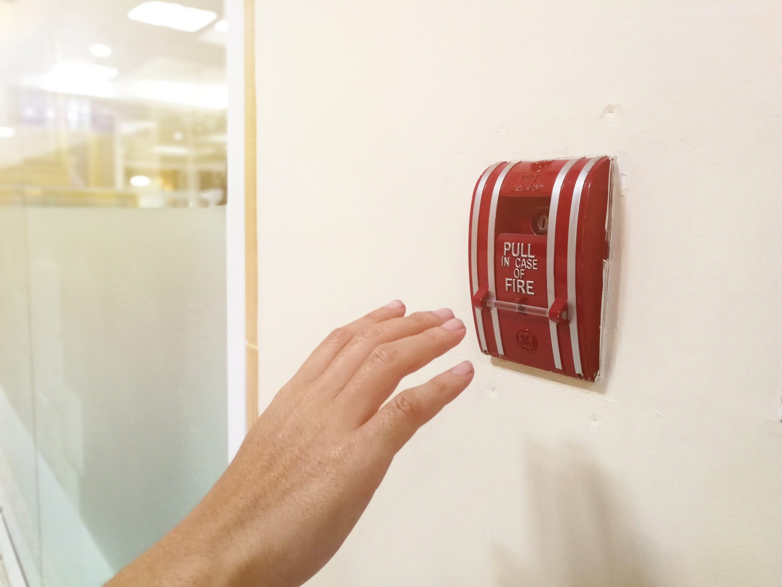 ring the emergency fire alarm, Fire Watch Company Lantana, Fire Watch Patrol, Fire Watch Companies, Fire Watch Security, Fire Watch Services, NFPA 101 Life Safety Code, Fire Safety, Lantana FL, West Palm Beach, Wellington, Lake Worth, Jacksonville, New Smyrna